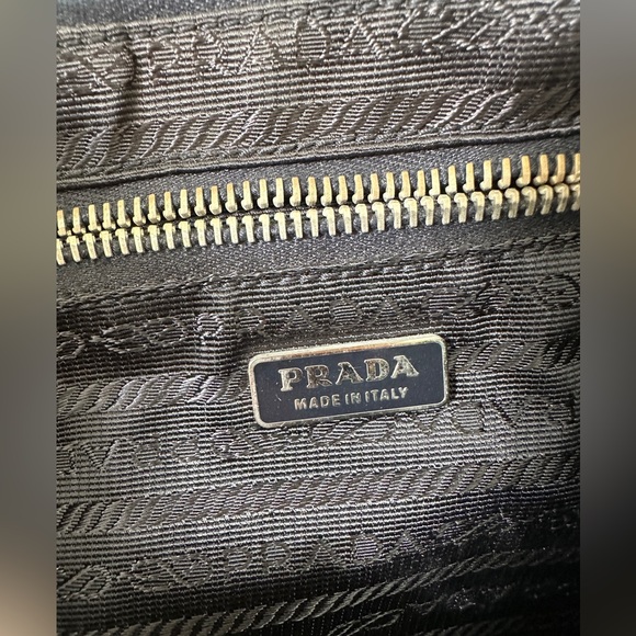 Vintage Prada Navy nylon shoulder bag with tan leather buckle strap - Picture 7 of 15